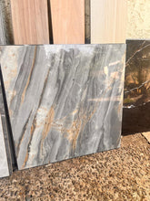 Cargar imagen en el visor de la galería, PORCELANATO 60x60 BRILLO ONYX $10.990 m2
