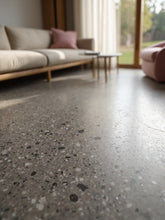 Cargar imagen en el visor de la galería, PORCELANATO 60x60 GRIS PIEDRA A 10.990 EL M2!!
